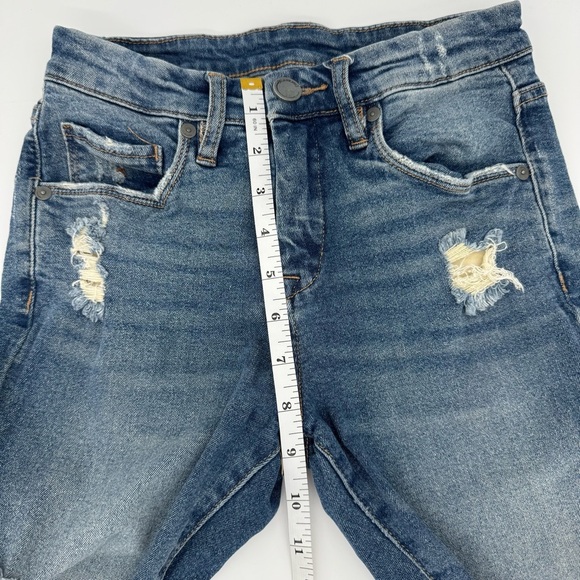 BLANKNYC Boho Tapered Jeans w/ Embroidered Fringe Cuffs – Size 24 - Picture 7 of 10